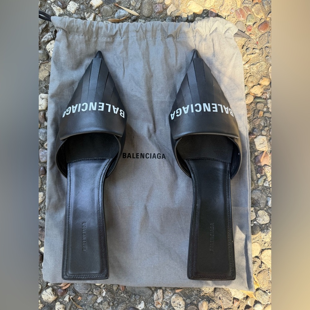 Balenciaga kitten heels size 36.5 worn once
